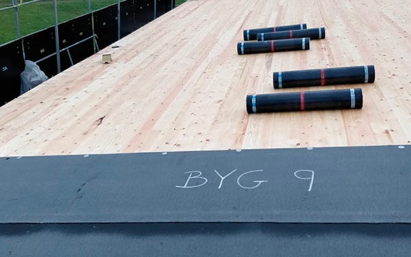 lægning af tagpaptag